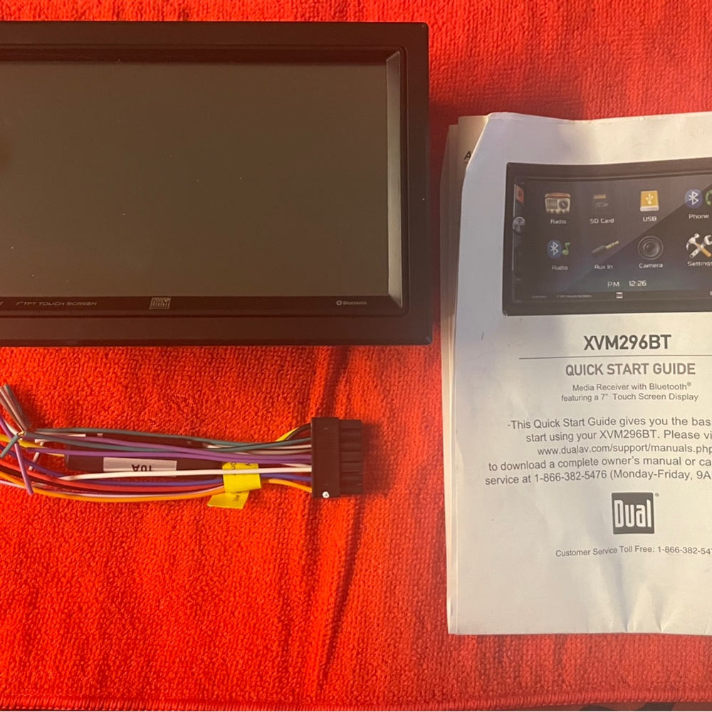 Dual BT Touchscreen Stereo and speakers-New With No Box-